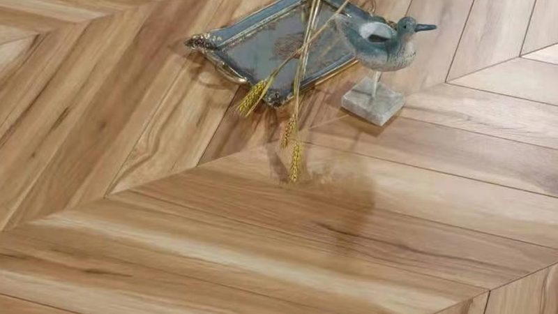 旧房复合地板换新地面找平：关键步骤与注意事项