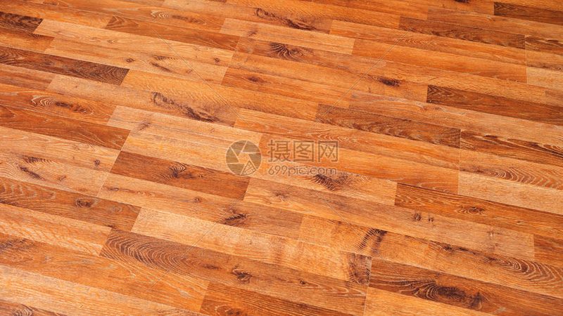 原木门代理加盟开店，预算如何合理规划？**